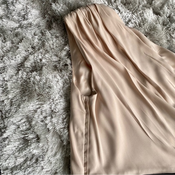 Express One Shoulder Satin & Chiffon Dress in Nude & Black Size 4 - Picture 7 of 7